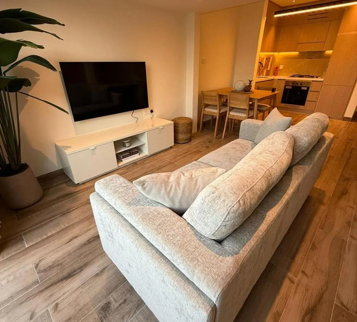 Stunning New Loft Studio In Jvc Dubai United Arab Emirates